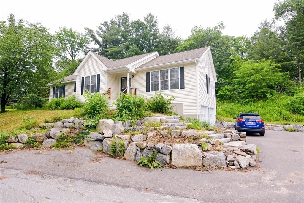 Primary Photo - 20 Taylor St