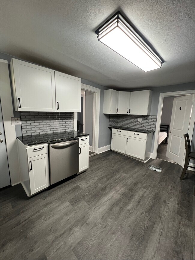 Foto del edificio - 205 Ashworth Pl