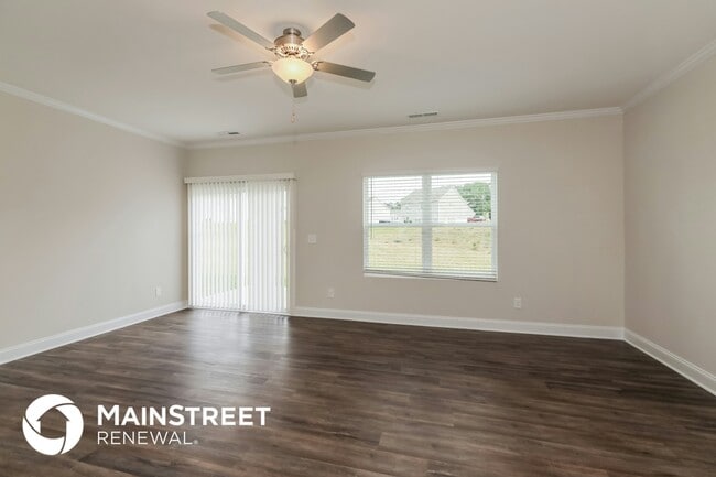 Building Photo - 2130 Moselle Dr