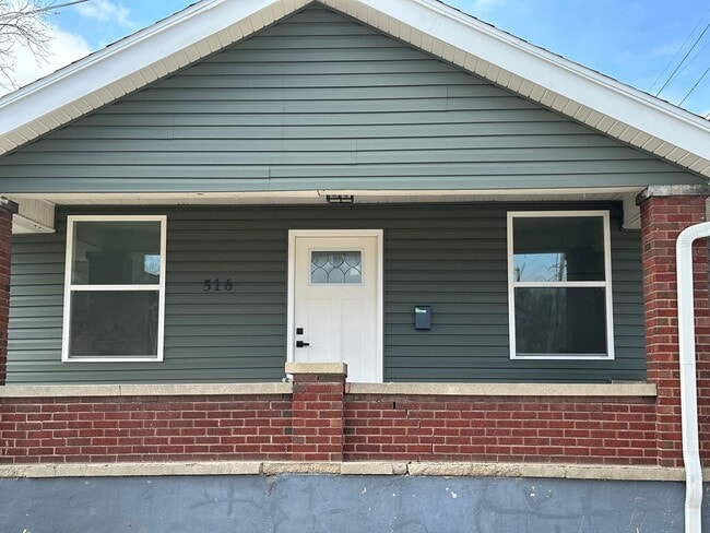 New Glory - New Glory Apartment