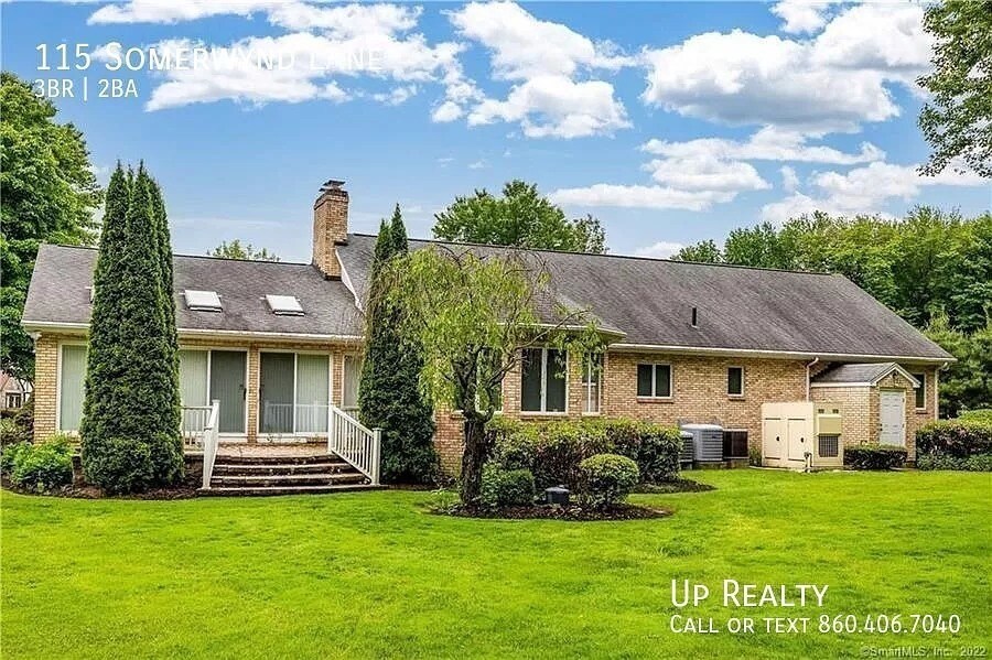 115 Somerwynd Ln, Suffield, CT 06078 Room for Rent in Suffield, CT