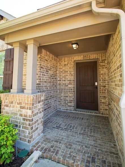 Foto del edificio - 417 Hackberry Dr