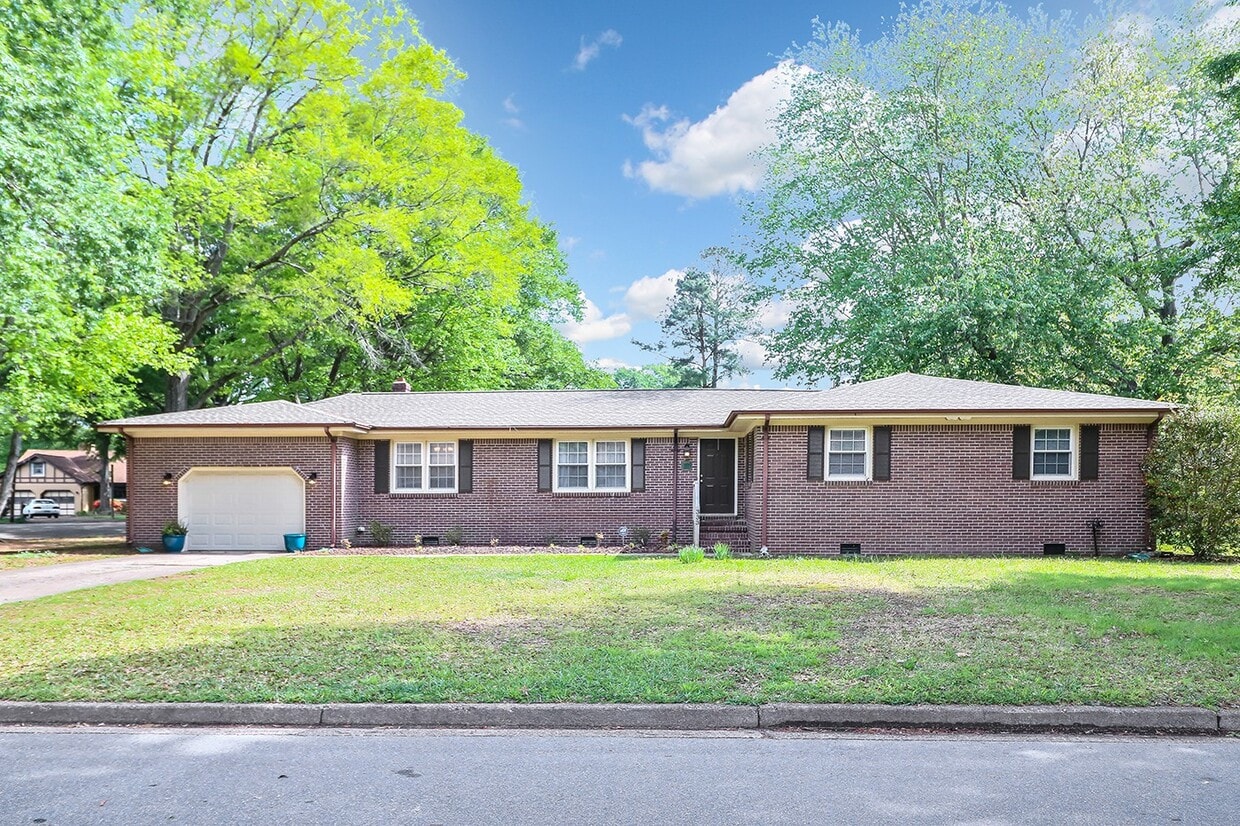 Primary Photo - 333 Bartell Dr