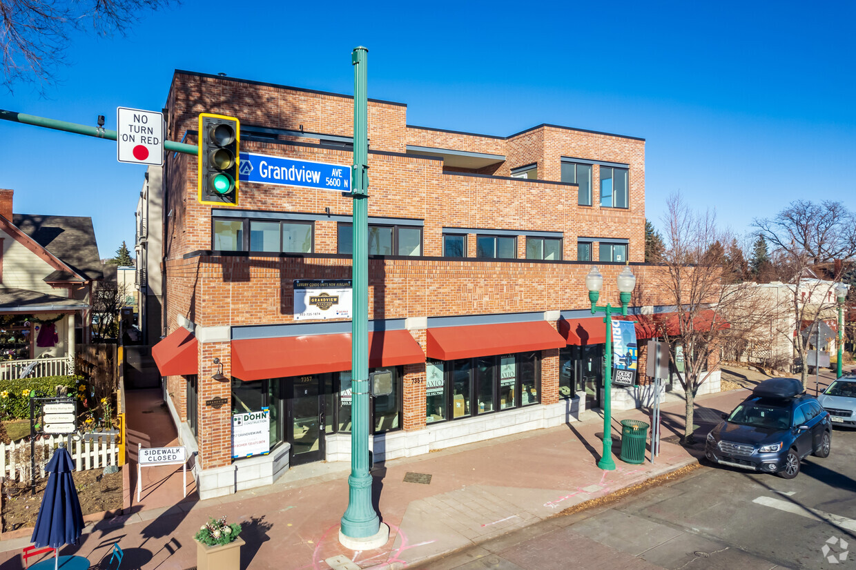 Building Photo - Grandview Station