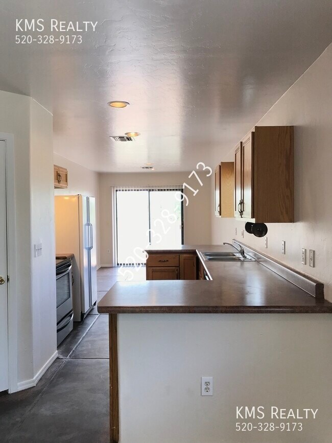 Building Photo - 6910 S Radec Ln
