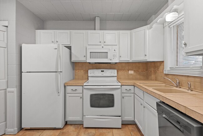 Foto del edificio - Great pet friendly 1 BR/1Bath  in St. Anth...