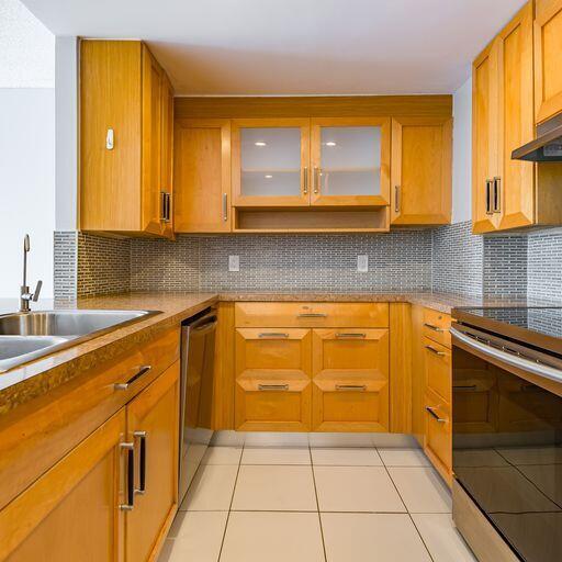 Foto del edificio - 3900 N Hills Dr
