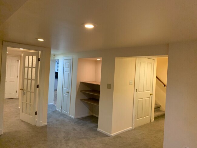 Living Room 2 - 5315 W Leland Ave
