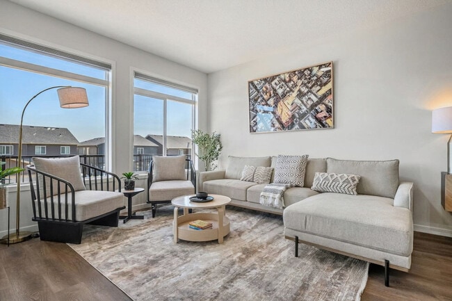 Building Photo - 154 Mitchell Rd NW