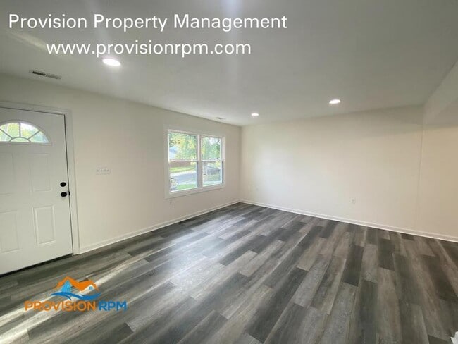 Building Photo - 1647 Cananaro Dr