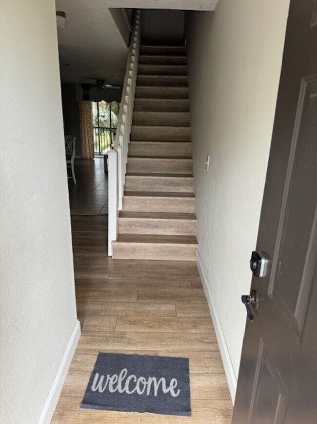 Foto del edificio - 1010 PINE TREE DRIVE, UNIT 202, INDIAN HAR...