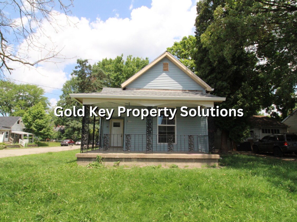 Primary Photo - COMING SOON!! 3 BR 1 BA House with New Car...