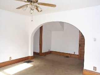 Building Photo - 1015 S Arch Ave