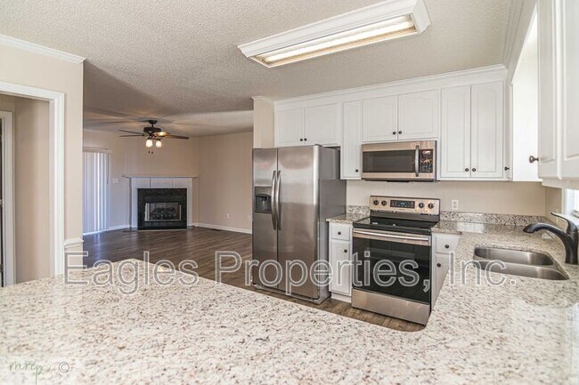 Foto del edificio - 503 True Vine Rd