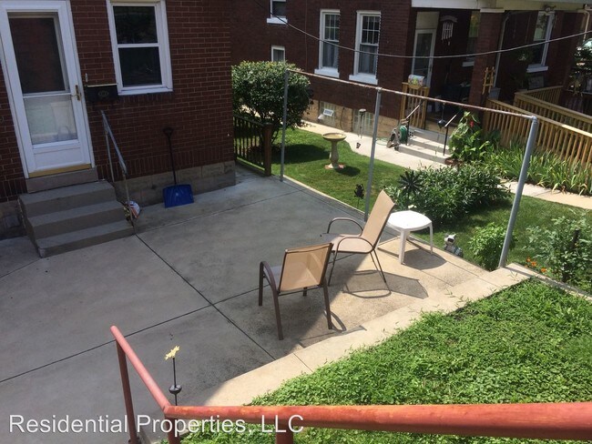 Foto del edificio - 2416 Mount Troy Rd