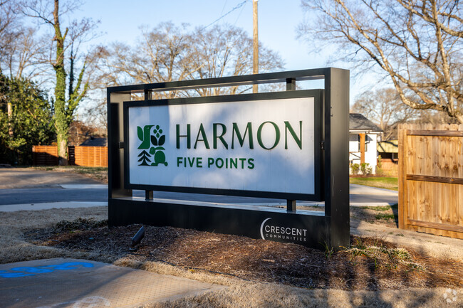 Signage - HARMON Five Points