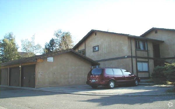 Foto del edificio - 935 Civic Center Dr