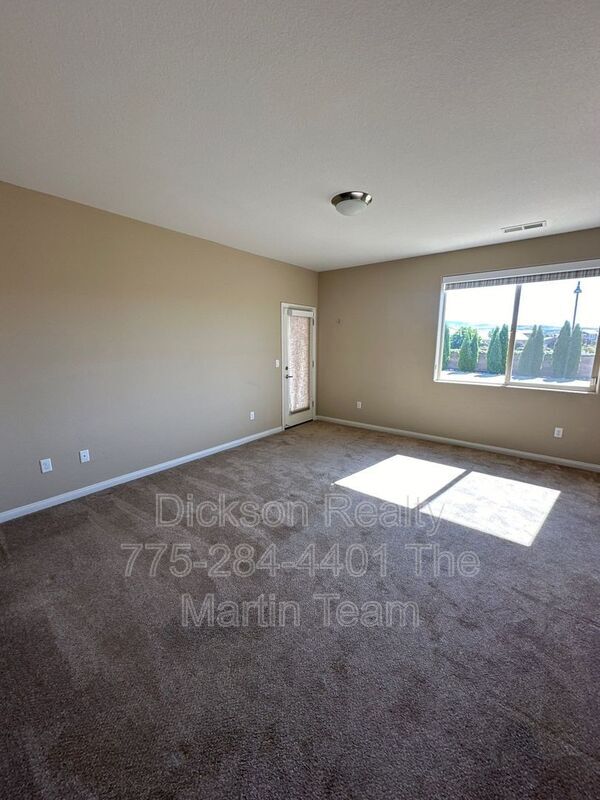 Foto del edificio - 6016 Barrett Court