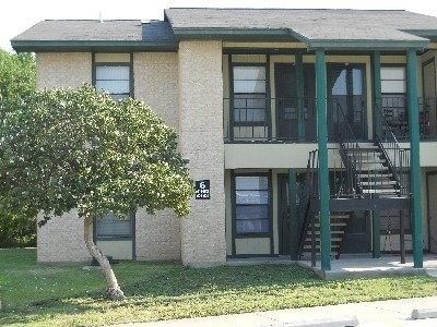 Primary Photo - Country Villa Apartments