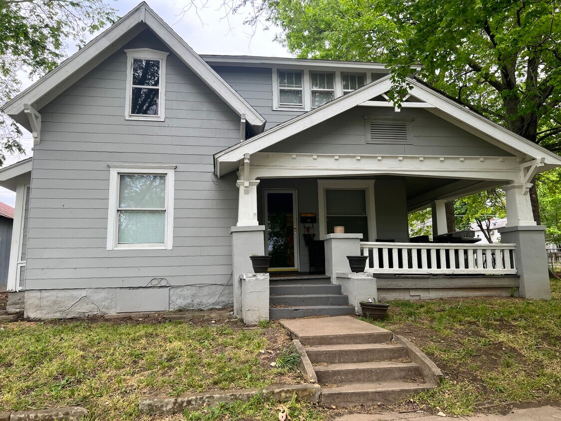 Primary Photo - 11 S Little St