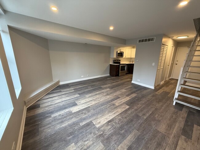 Foto del edificio - 744 W Gordon Terrace