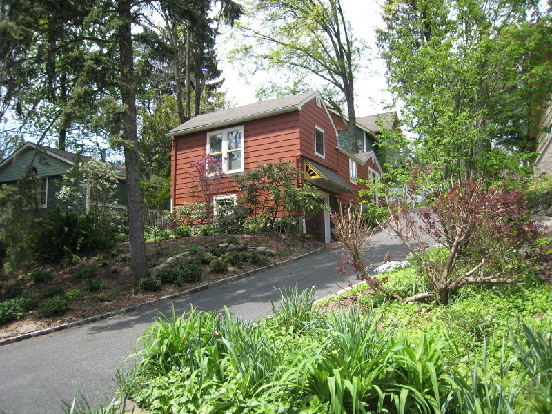 Primary Photo - 60 Heller Way