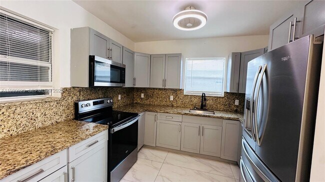 Foto del edificio - 10480 SW 172nd St