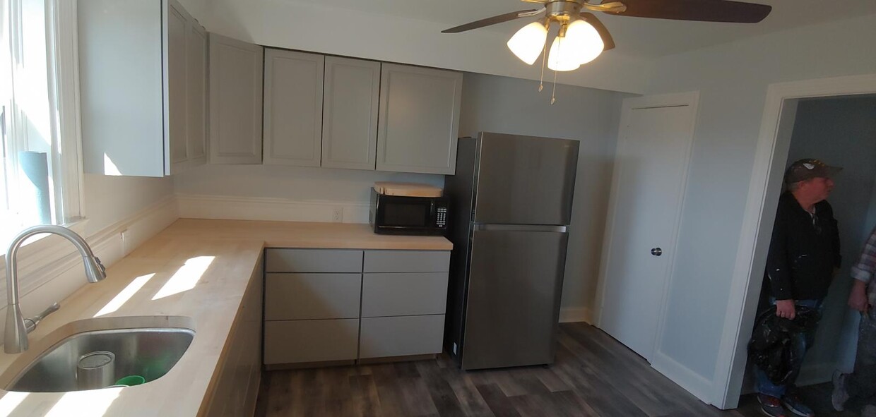 Foto del edificio - 2153 Memorial Ct