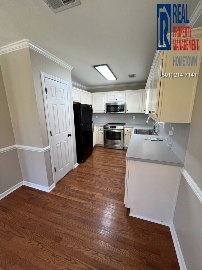 Foto del edificio - 2615 Creekside Dr