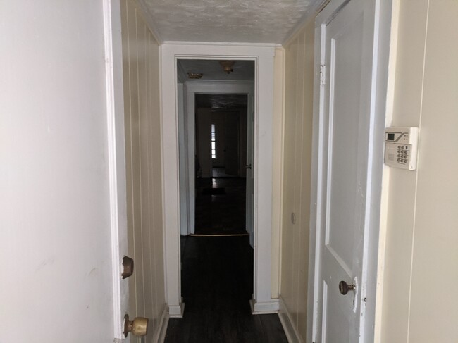 Hallway - 806 Salisbury St