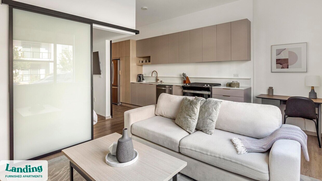 Foto principal - 8475 Michael Cherry Ave