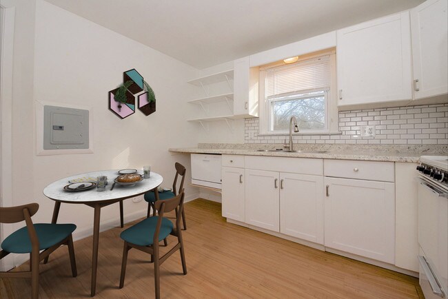 Foto del edificio - 3853 Quakerbridge Rd