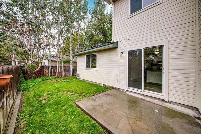 Foto del edificio - Updated Townhome Close to BSU!**$1000 OFF ...