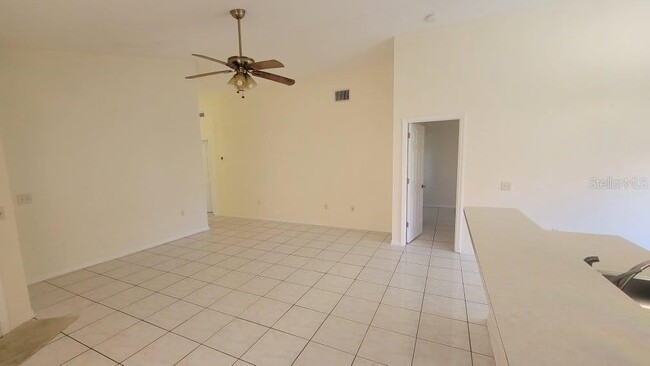 Building Photo - 2405 Condado Ct