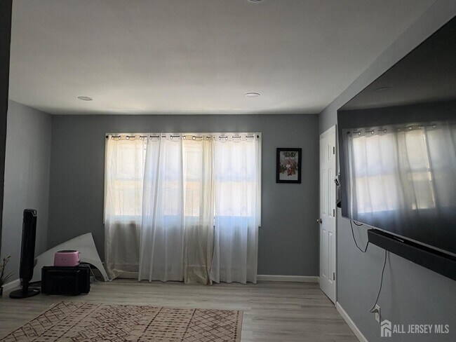 Foto del edificio - 723 Parker St