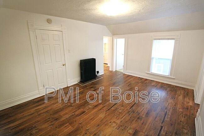Building Photo - 309 E Bannock St