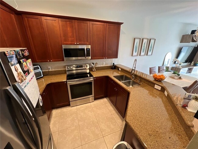 Building Photo - 6011 Strada Isle Wy