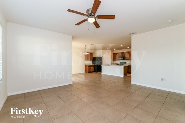 Foto del edificio - 1627 SW 25th Ln