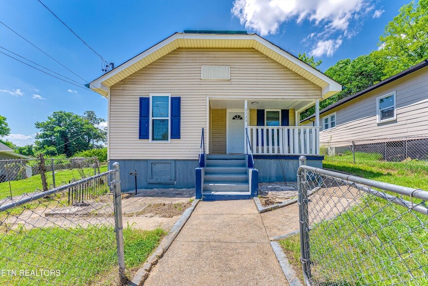 Photo - 2123 Vermont Avenue Unit
