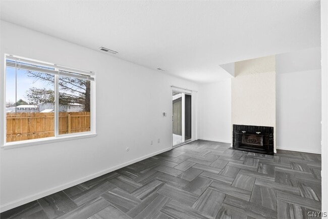 Building Photo - 3754 Helios Ct