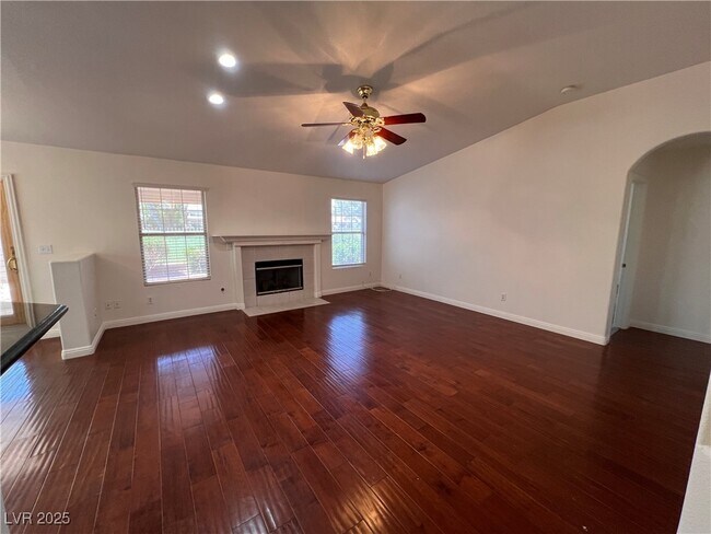 Foto del edificio - 5433 Honey Mesquite Ln