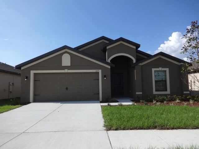 Foto principal - 627 Chatham Walk Drive
