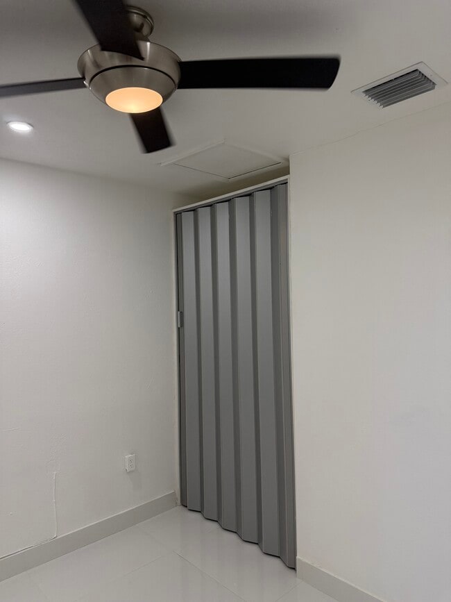 Building Photo - 7311 NW 1st Ct