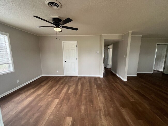 Foto del edificio - 518 Pleasant St
