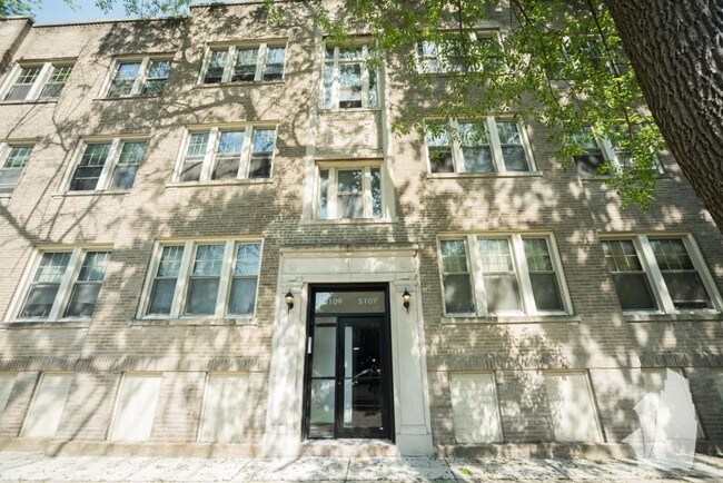 Building Photo - 5103 N Winchester Ave