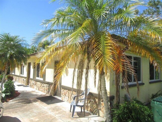 Building Photo - 1110 Coral Ridge Dr