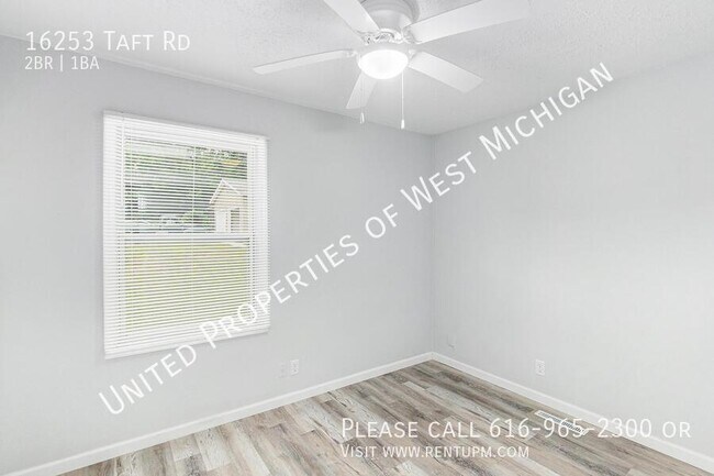 Foto del edificio - 16253 Taft Rd