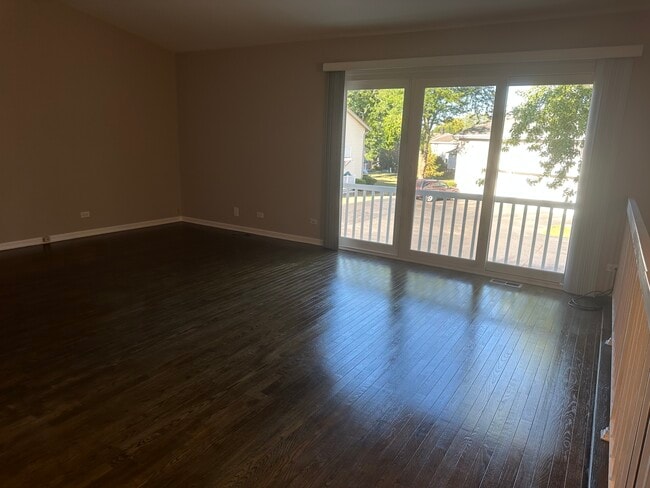Building Photo - 328 Carthage Ct
