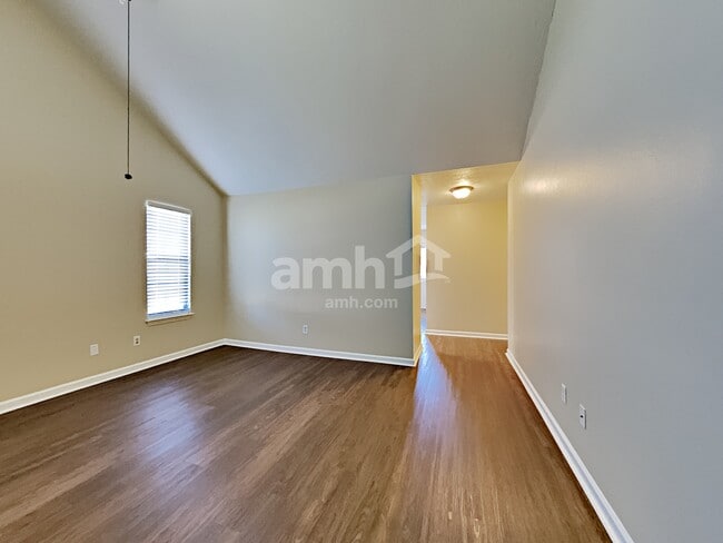 Foto del edificio - 1633 Jo Ann Dr