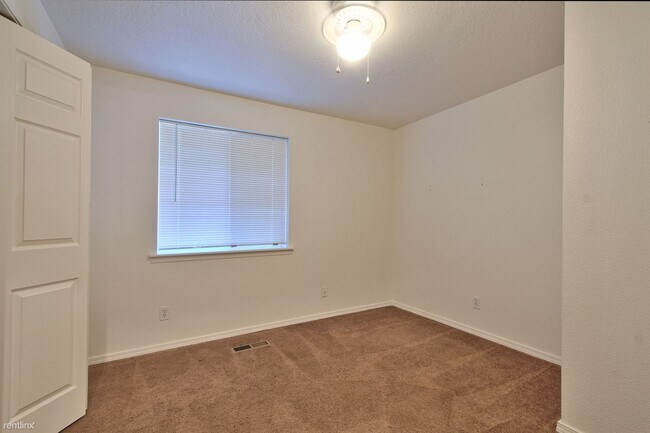 Foto del edificio - 2478 NW 4th Ave